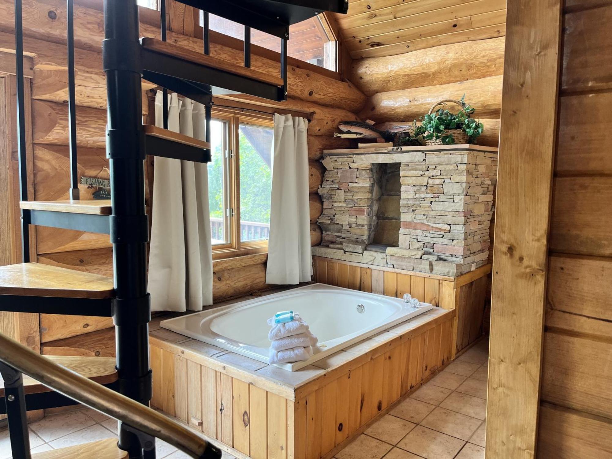 Infinite Views - Secluded With Mountain Views Cabin Гетлинбург Екстериор снимка